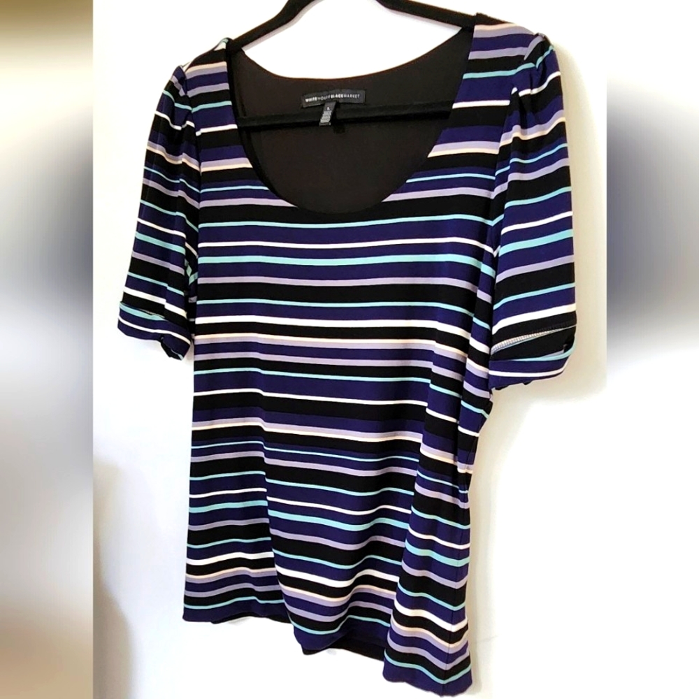 WHBM comfy t-shirt in excellent pre-loved condition, size L